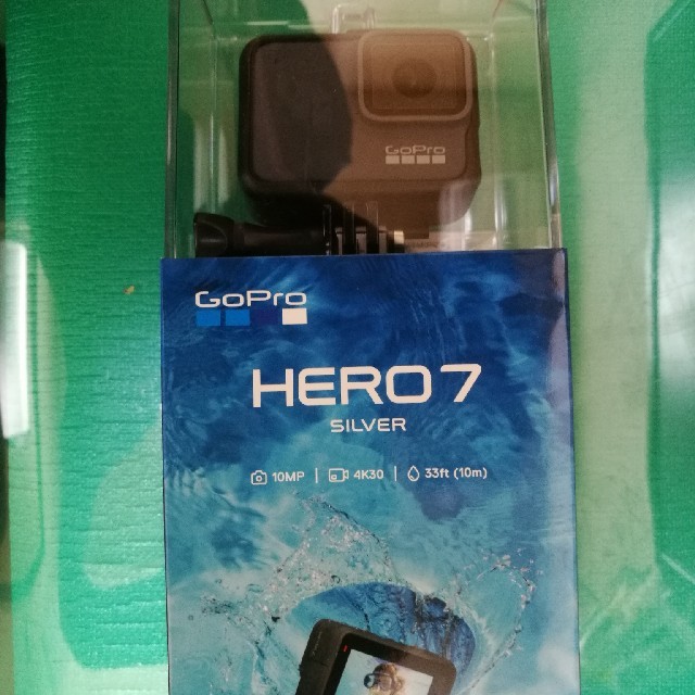 Gopro hero7 silver  新品未開封　送料込みビデオカメラ