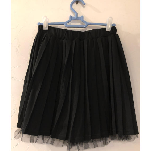 新品未使用 パンツ付きブラックスカート160 キッズ/ベビー/マタニティのキッズ服女の子用(90cm~)(スカート)の商品写真