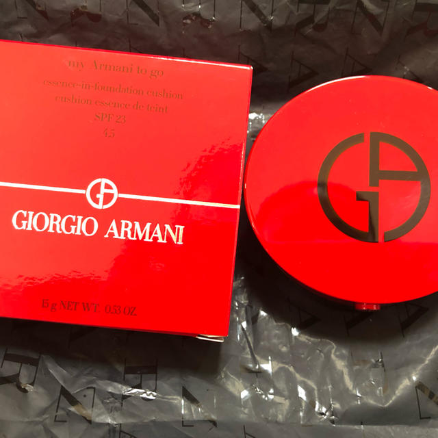 ベースメイク/化粧品新品！未使用GIORGIO ARMANIアルマーニリキッドクッションファンデ