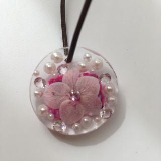よる様用。1個目。メタトロン。紐こげ茶。4倍エンジェル(ネックレス)