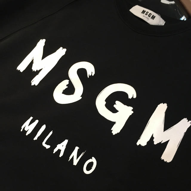 MSGM - MSGM エムエスジーエム 新品 グラフィティー ロゴスウェット