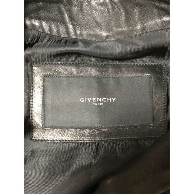 GIVENCHY(ジバンシィ)の新品未使用 GIVENCHY ジバンシィ レザージャケット サイズ44 メンズのジャケット/アウター(ライダースジャケット)の商品写真