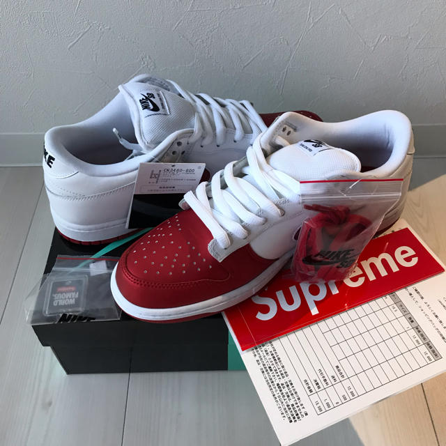 Supreme(シュプリーム)の28.5 Supreme Nike SB Dunk Low シュプリーム メンズの靴/シューズ(スニーカー)の商品写真