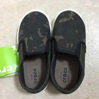 クロックス(crocs)の★kaooo様専用★新品クロックスcrocs スリッポン17cm 17.5cm(スリッポン)