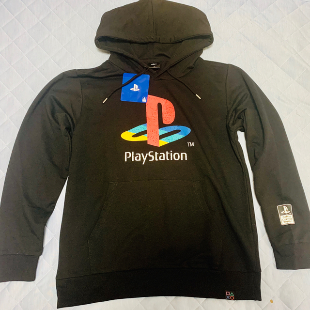 PlayStation(プレイステーション)のPlayStation Pullover Hoodie プルオーバーパーカー メンズのトップス(パーカー)の商品写真