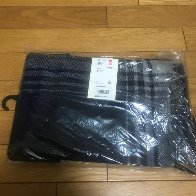 UNIQLO(ユニクロ)のUNIQLO 2way ストール(フレーム) レディースのファッション小物(ストール/パシュミナ)の商品写真