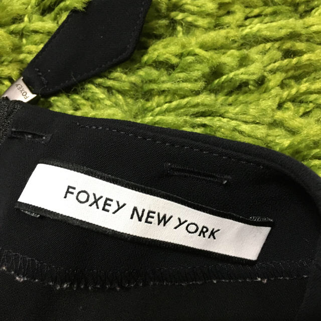 FOXEY(フォクシー)のフォクシー❤︎レディワンピース黒 レディースのワンピース(ひざ丈ワンピース)の商品写真