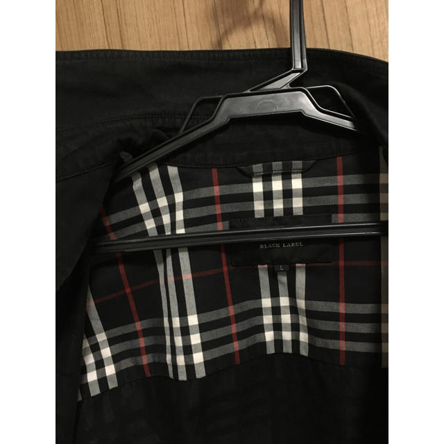 BURBERRY BLACK LABEL(バーバリーブラックレーベル)の【超人気・希少L】シャドーチェック柄。ブラックジャケット。 メンズのジャケット/アウター(Gジャン/デニムジャケット)の商品写真