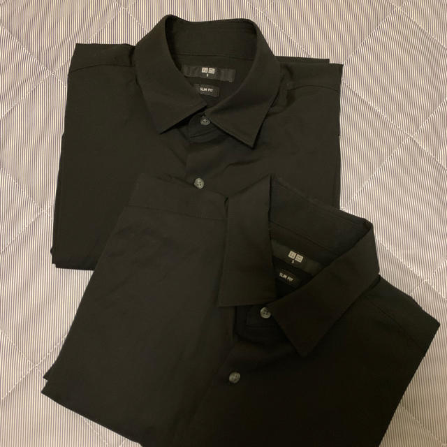 UNIQLO(ユニクロ)のユニクロ メンズ シャツ クロ Sサイズ 2枚 長袖 メンズのトップス(シャツ)の商品写真