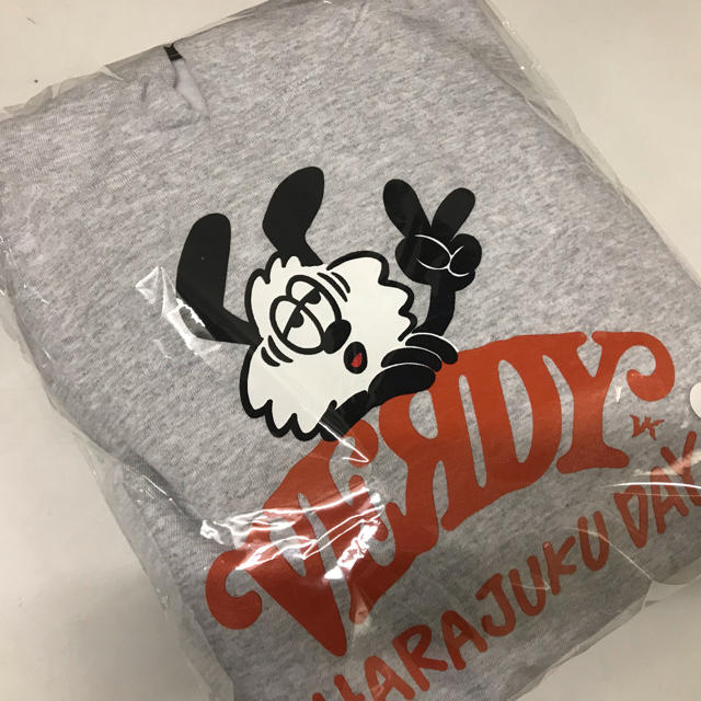 VERDY HARAJUKU DAY フーディ Mサイズ