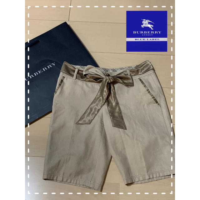 BURBERRY BLUE LABEL(バーバリーブルーレーベル)の【良品】Burberry バーバリーブルーレーベル ハーフパンツ 36 レディースのパンツ(ハーフパンツ)の商品写真