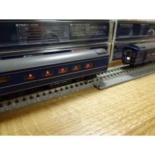 TOMIX 24系 8516 他 金帯、銀帯客車 出雲 計9両 (動力なし)の通販 ...