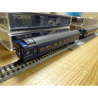 TOMIX 24系 8516 他 金帯、銀帯客車 出雲 計9両 (動力なし)の通販 ...