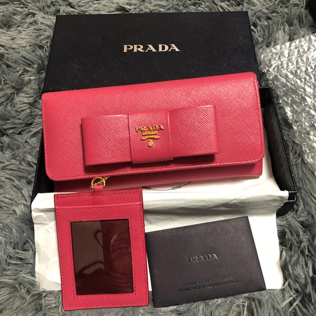 値下げ！PRADA サフィアーノ 長財布