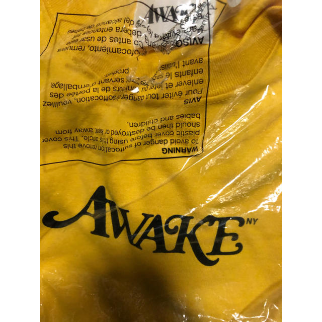 AWAKE(アウェイク)のawake  ny girls don't cry  verdy tシャツ　L メンズのトップス(Tシャツ/カットソー(半袖/袖なし))の商品写真