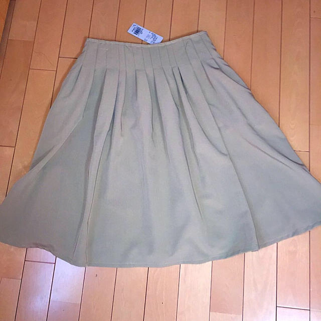 LEPSIM LOWRYS FARM(レプシィムローリーズファーム)の新品未使用LEPSIMローリーズスカート レディースのスカート(ひざ丈スカート)の商品写真