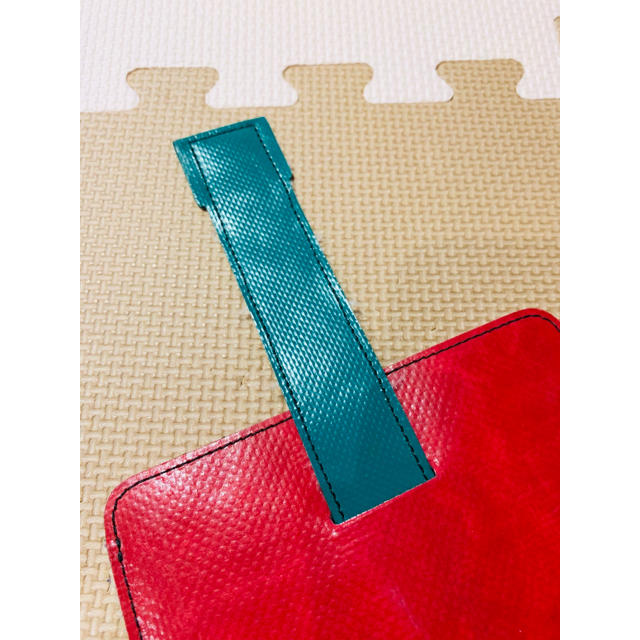 FREITAG(フライターグ)のFREITAG F29 iPad mini 用ケース フライターグ 赤白緑 スマホ/家電/カメラのスマホアクセサリー(iPadケース)の商品写真