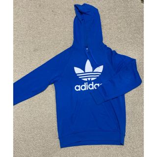 アディダス(adidas)のパーカー(パーカー)