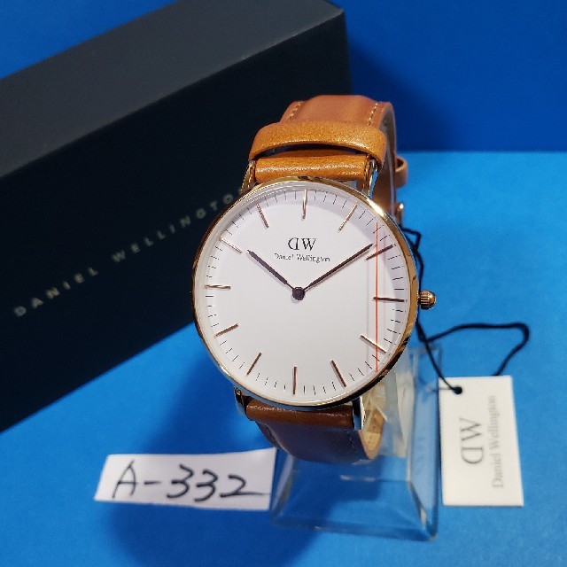 Daniel Wellington(ダニエルウェリントン)のA-332新品D.W.36mm❤DURHAMメンズ(白)♥激安価格♥送料無料❤ メンズの時計(腕時計(アナログ))の商品写真