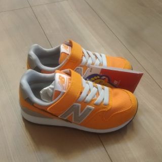 ニューバランス(New Balance)の箱なし　ニューバランス キッズ スニーカー
17.0cm マリーゴールド
(スニーカー)