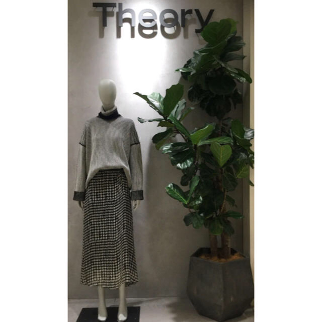 theory(セオリー)のTheory  ミディ丈 スカート 18AW 完売 レディースのスカート(ロングスカート)の商品写真