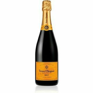 モエエシャンドン(MOËT & CHANDON)の【値下げしました】ヴーヴ・クリコ イエロー・ラベル・ブリュット
750ml
(シャンパン/スパークリングワイン)