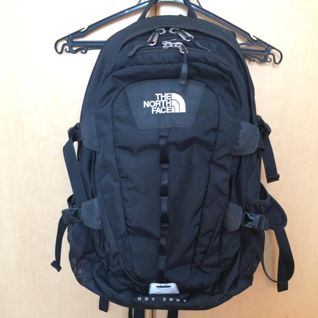 THE NORTH FACE(ザノースフェイス)のTheNorthface HOTSHOT レディースのバッグ(リュック/バックパック)の商品写真