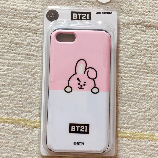 防弾少年団(BTS)(ボウダンショウネンダン)のBT21 iPhoneケース スマホ/家電/カメラのスマホアクセサリー(iPhoneケース)の商品写真