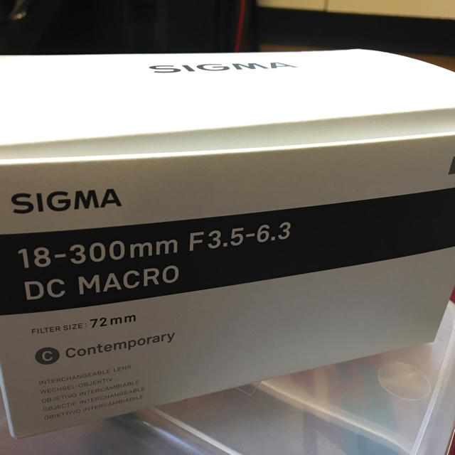 SIGMA(シグマ)の美品SIGMA 18-300 F3.5-6.3 DCMACRO キャノン用レンズ スマホ/家電/カメラのカメラ(レンズ(ズーム))の商品写真