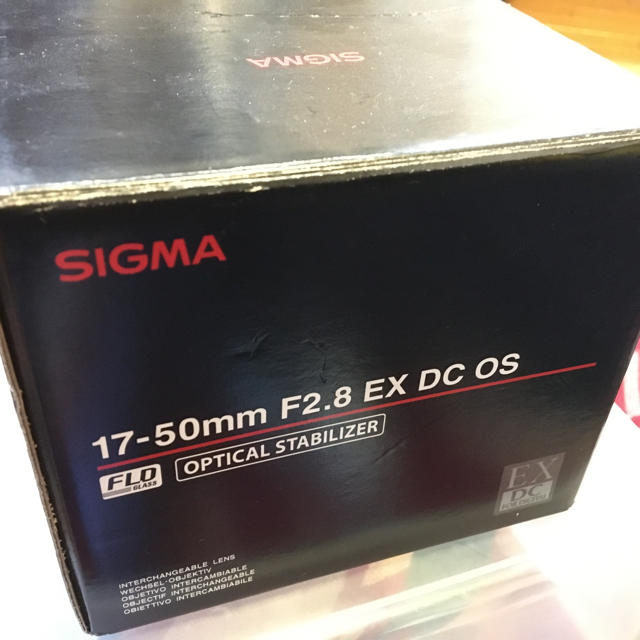 SIGMA 17-50 F2.8 EX DC OS キャノン用レンズ SIGMA 17-50 F2.8 EX DC OS キャノン用レンズ