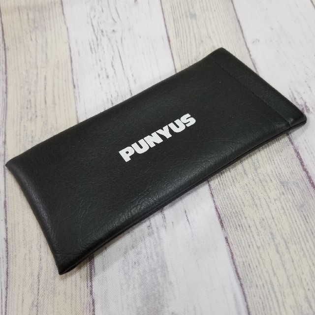 PUNYUS(プニュズ)のPUNYUS メガネケース サングラスケース レディースのファッション小物(サングラス/メガネ)の商品写真