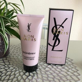 イヴサンローランボーテ(Yves Saint Laurent Beaute)の専用ページ(ボディローション/ミルク)