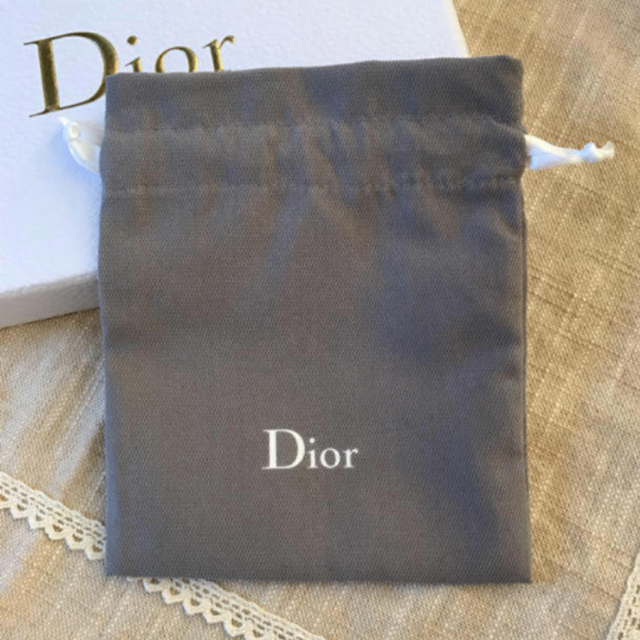 Dior(ディオール)のDior  新品未使用　巾着ポーチ レディースのファッション小物(ポーチ)の商品写真