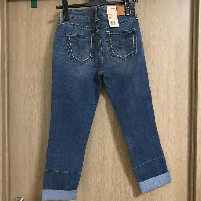 Levi's(リーバイス)の♡リーバイス♡スキニー♡新品♡25インチ（日本29インチ）♡ レディースのパンツ(デニム/ジーンズ)の商品写真