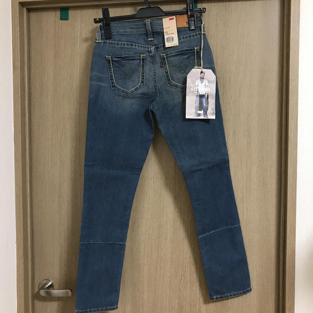 Levi's(リーバイス)の♡リーバイス♡スキニー♡新品♡24インチ（日本28インチ）♡ レディースのパンツ(デニム/ジーンズ)の商品写真