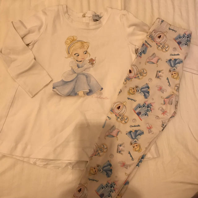 国内外の人気集結! MONNALISA - モナリザ 36m シンデレラ セットアップ Tシャツ/カットソー 国内外の人気集結! MONNALISA - モナリザ 36m シンデレラ セットアップ Tシャツ/カットソー