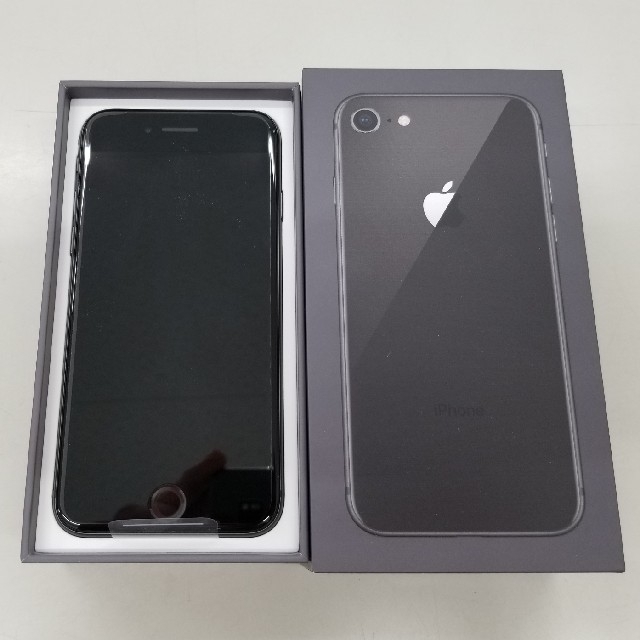 au iPhone8 64G スペースグレイ SIMロック解除済み
