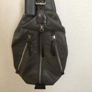 コーチ(COACH)のcoach ショルダー　グレー(ショルダーバッグ)