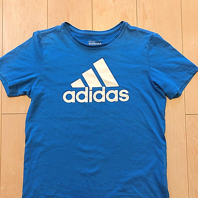 adidas(アディダス)のadidas アディダス Tシャツ キッズ/ベビー/マタニティのキッズ服男の子用(90cm~)(Tシャツ/カットソー)の商品写真