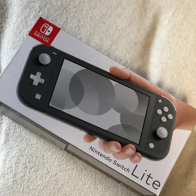 Nintendo Switch(ニンテンドースイッチ)のNintendo Switch Lite グレー 任天堂スイッチライト エンタメ/ホビーのゲームソフト/ゲーム機本体(家庭用ゲーム機本体)の商品写真