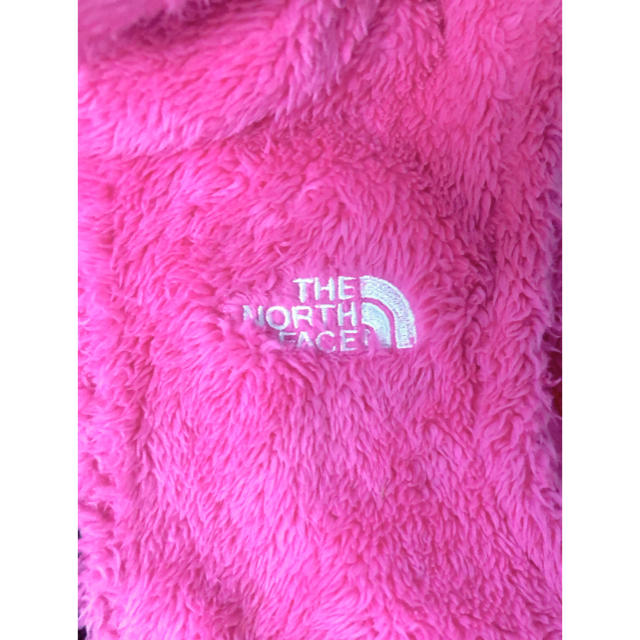 THE NORTH FACE(ザノースフェイス)のノースフェイス130ボアベスト キッズ/ベビー/マタニティのキッズ服女の子用(90cm~)(ジャケット/上着)の商品写真