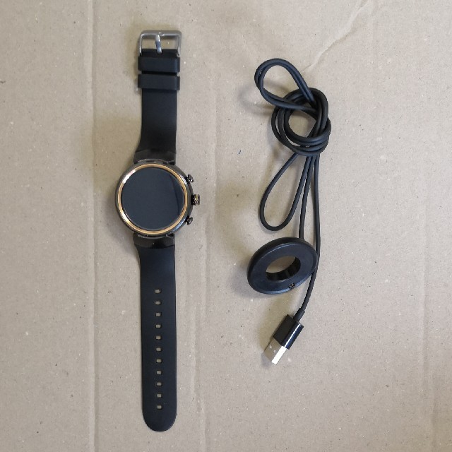 ASUS(エイスース)のASUS ZenWatch 3 ブラック スマートウォッチ メンズの時計(腕時計(デジタル))の商品写真
