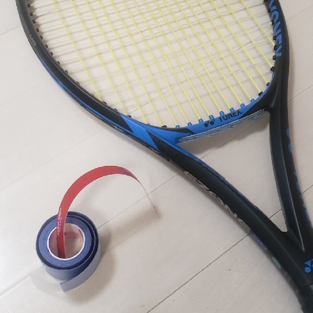 YONEX(ヨネックス)のYONEX E-ZONE98 スポーツ/アウトドアのテニス(ラケット)の商品写真