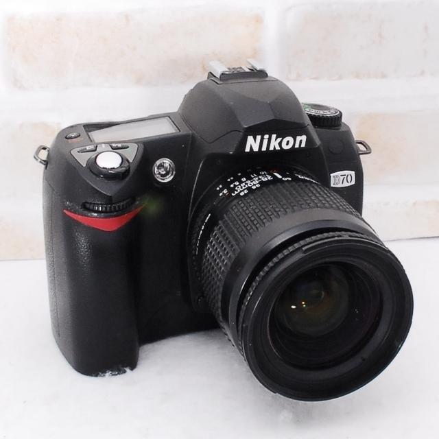 ☆ 初心者さんにおすすめ♪ Nikon D70 一眼レフデビューの決定版!☆ ☆ 初心者さんにおすすめ♪ Nikon D70 一眼レフデビューの決定版!☆
