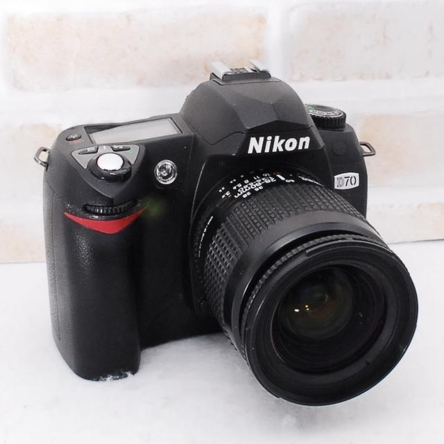 Nikon(ニコン)の★ 初心者さんにおすすめ♪  Nikon D70 一眼レフデビューの決定版！★ スマホ/家電/カメラのカメラ(ミラーレス一眼)の商品写真