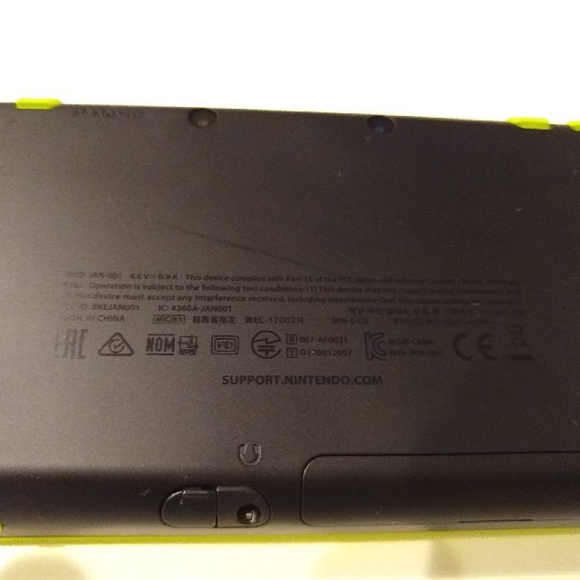 Newニンテンドー2DS LL ブラック×ライム 3