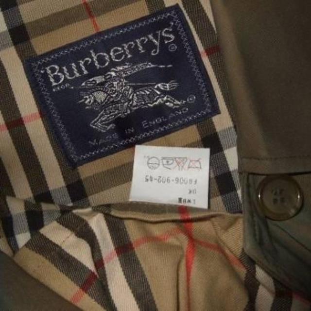 BURBERRY(バーバリー)のバーバリー　トレンチコート　シングル　カーキ　13号位 レディースのジャケット/アウター(トレンチコート)の商品写真