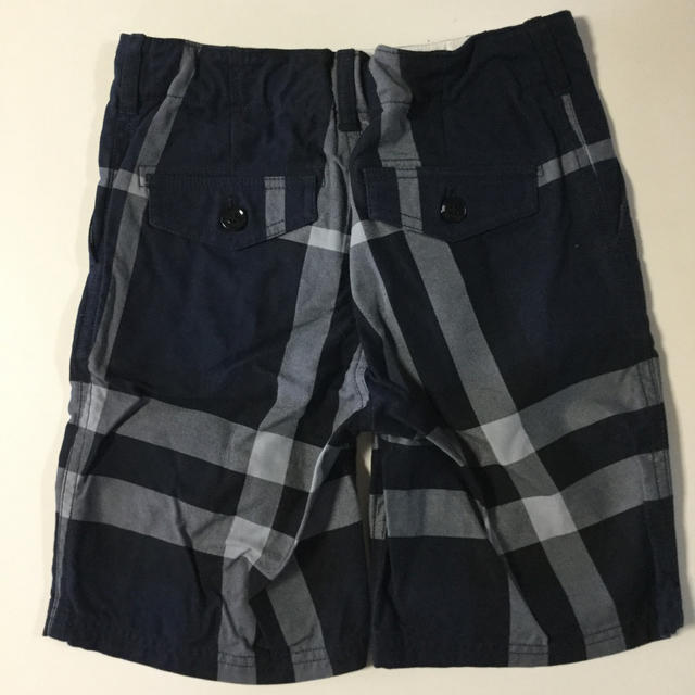 BURBERRY(バーバリー)のバーバリー　ノバチェックパンツ　紺　8Y 120 未使用　お受験 キッズ/ベビー/マタニティのキッズ服男の子用(90cm~)(パンツ/スパッツ)の商品写真