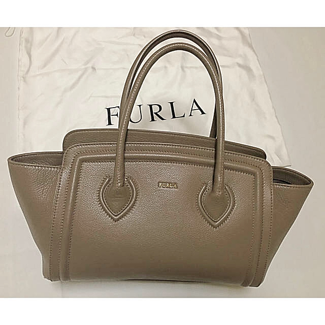 FURLA フルラ　カレッジ　トートバッグ　ベージュ