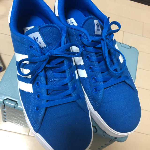 adidas - adidas スニーカー 青の通販 by Kさん's shop｜アディダスならラクマ